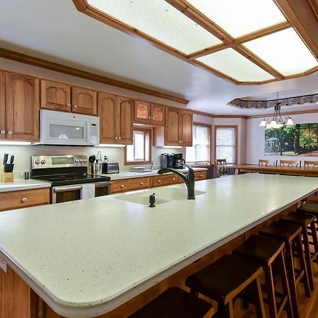 5 Bedroom Vacation Home Next To Silver Dollar City Branson Exterior foto