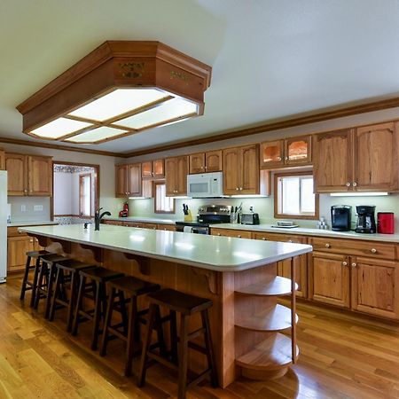 5 Bedroom Vacation Home Next To Silver Dollar City Branson Exterior foto